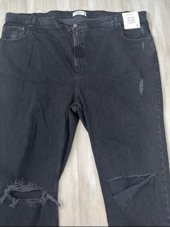 Abercrombie & Fitch Curve Love "The 90s Straight" Ultra High Rise Jeans - Picture 4 of 5